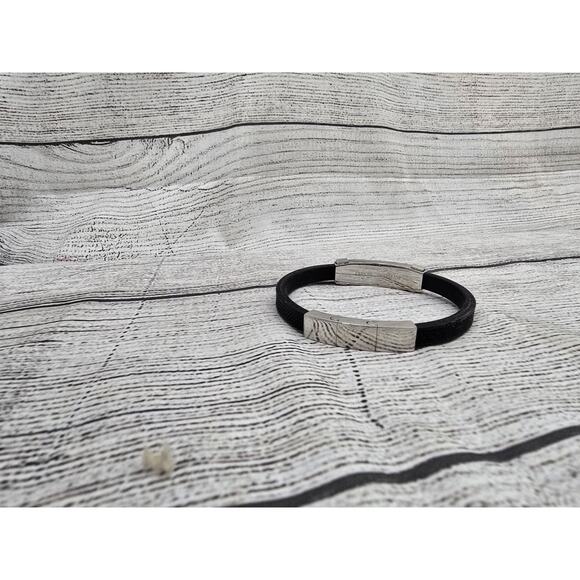 Emporio Armani Rubber & Steel Bracelet 37681 - Picture 3 of 13